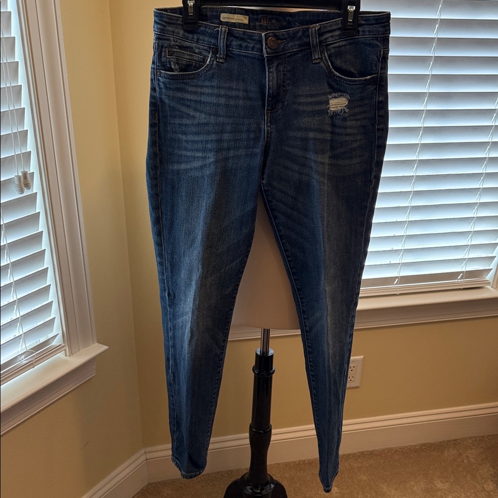 Kut from the Kloth Distressed Dark Blue Straight Jeans